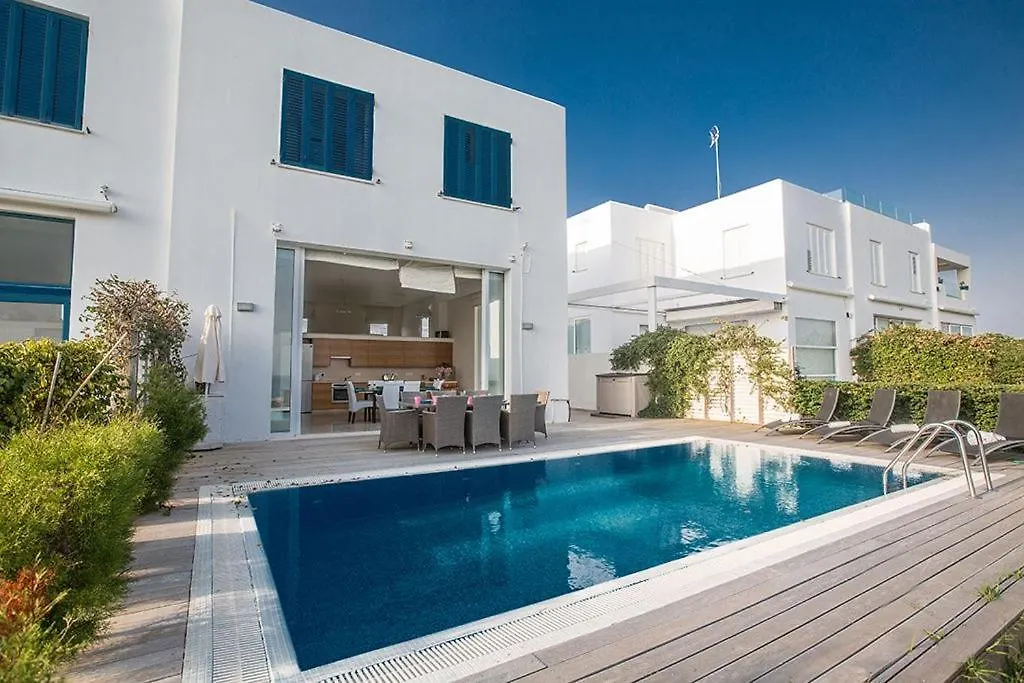 Villa Fig Tree Bay Frontline,Luxury 4Bdr Sea-Front Protaras Villa With Pool And Amazing Views 0*,