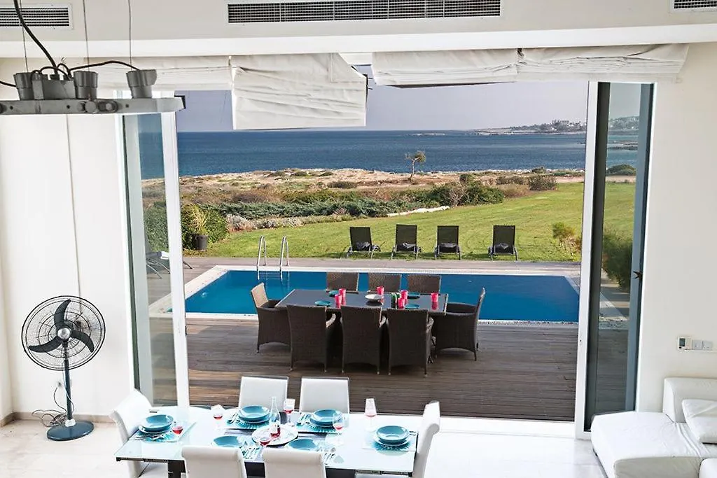 Villa Fig Tree Bay Frontline,Luxury 4Bdr Sea-Front Protaras Villa With Pool And Amazing Views Zypern