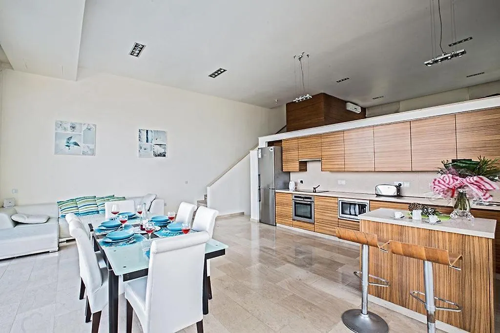 Villa Fig Tree Bay Frontline,Luxury 4Bdr Sea-Front Protaras Villa With Pool And Amazing Views