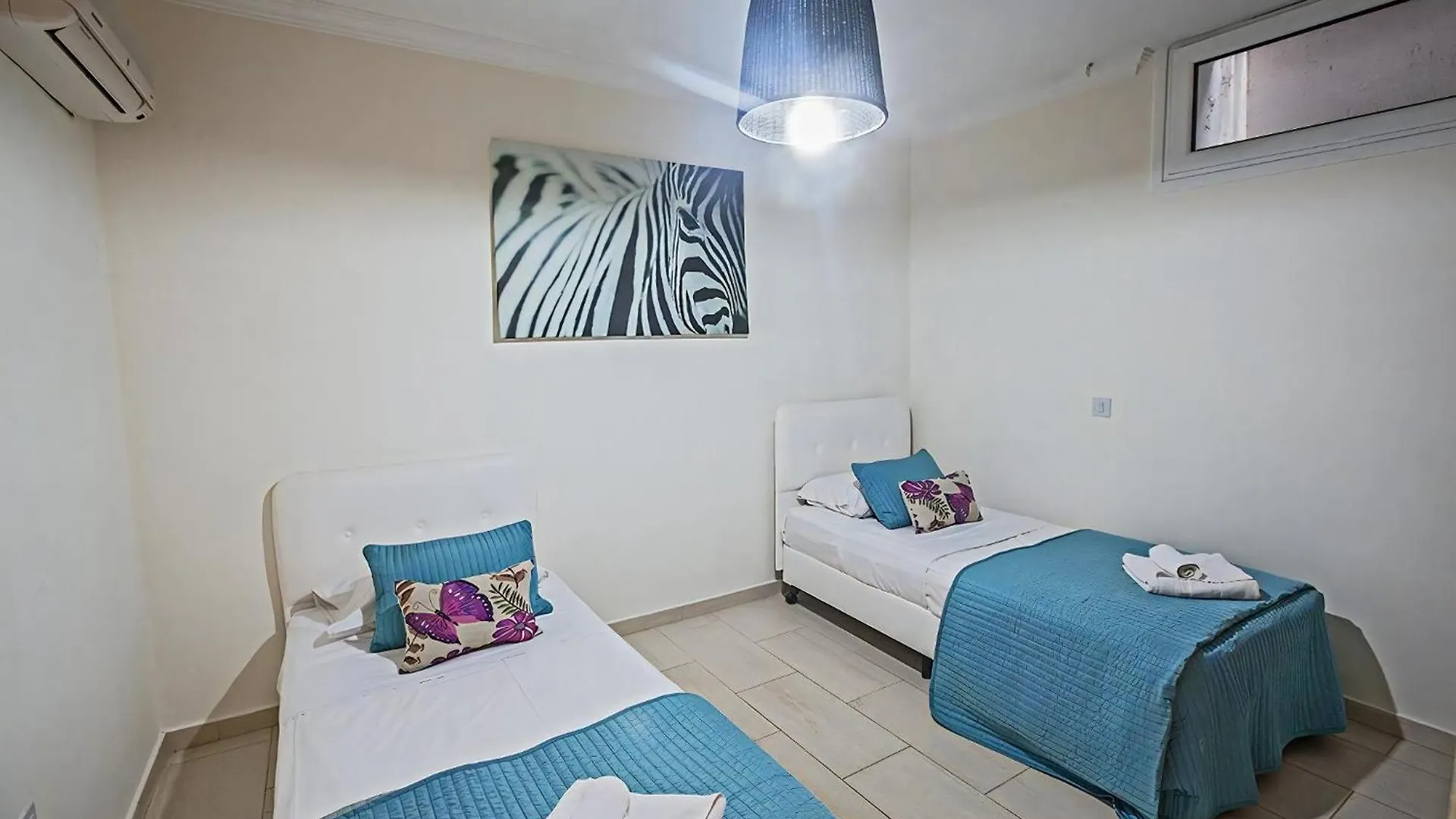 Villa Fig Tree Bay Frontline,Luxury 4Bdr Sea-Front Protaras Villa With Pool And Amazing Views