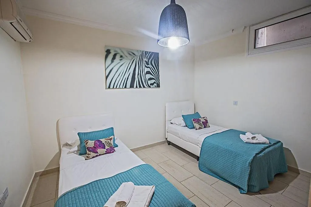 Villa Fig Tree Bay Frontline,Luxury 4Bdr Sea-Front Protaras Villa With Pool And Amazing Views