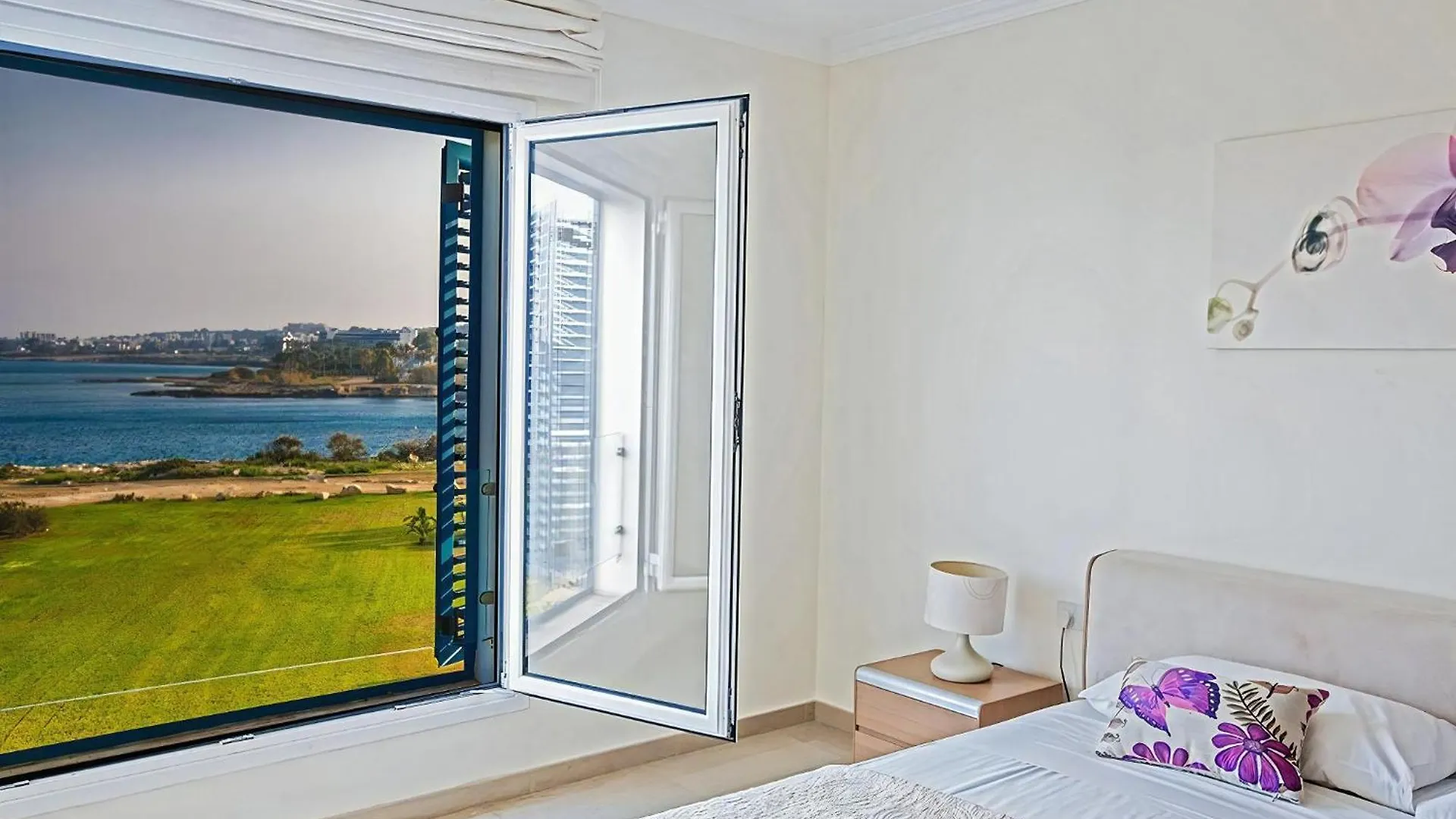 Villa Fig Tree Bay Frontline,Luxury 4Bdr Sea-Front Protaras Villa With Pool And Amazing Views Cypern